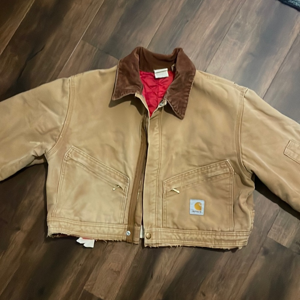 Cropped Carhartt Jacket